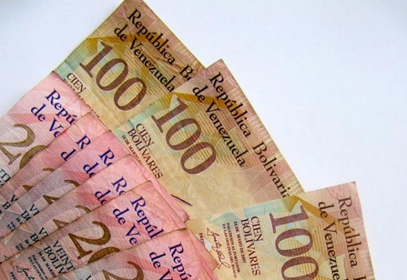 dinero-bolivares
