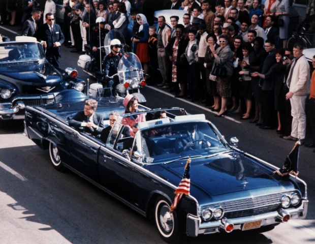 JFK motorcade by Walt Sisco, DMN staff photographer. Date: 19970731 [ john fitzgerald kennedy assassination dallas november 1963 ] credit: WALT SISCO / Dallas Morning News 1122dallas