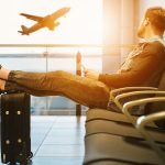 Guía psico-ilógica para esperar un vuelo demorado